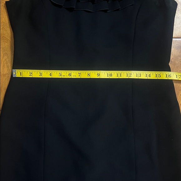 Jones Studio Black Sheath Ruffle Neck Dress Size 6 Career Academia Holiday Event - Picture 5 of 11